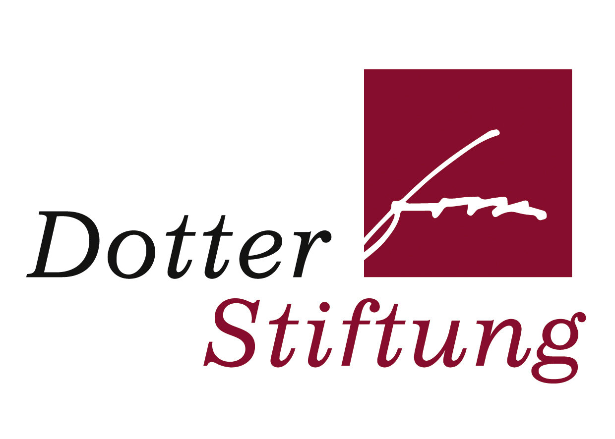 Das Bild zeigt das Logo der Dotter Stiftung, bestehend aus einem roten Quadrat und einer geschwungenen Schrift in Schwarz und Weiß.